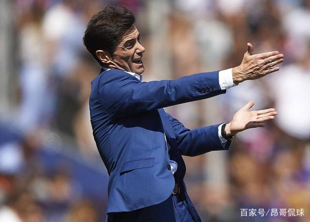 曼联训练开放日，赛前队长鼓劲引欢呼，NBA季后赛在即，赛季目标并未改变(足球比赛感悟50字)