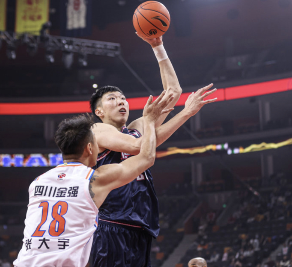赛地聚焦——CBA季后赛今晚热度飙升，浙江队复出首秀，震撼外界，数据趋势出现新变化的简单介绍